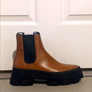 BRAND NEW Zara Chelsea  boot size 40